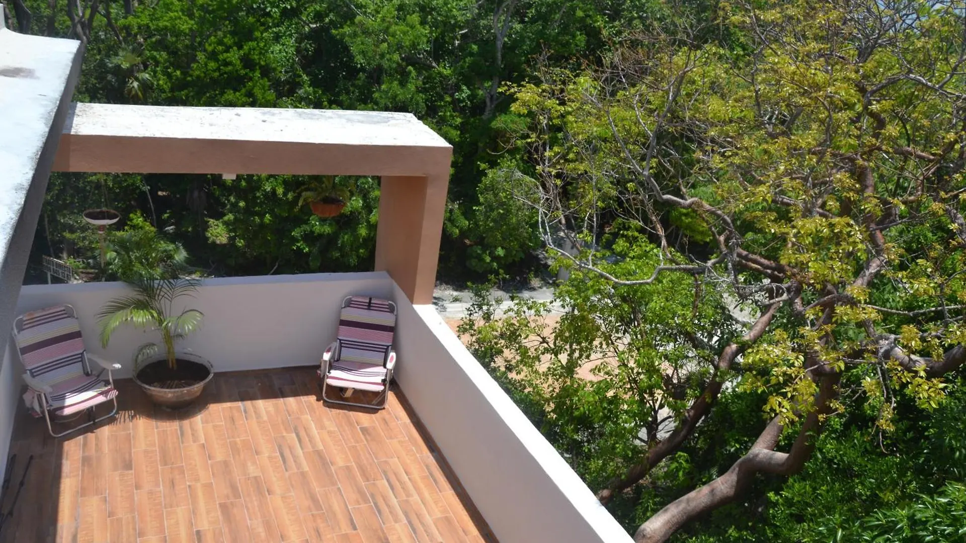 Relaxing Comfortable Jungle View Eklum Villa Rivera Maya Puerto Morelos Pool Ac Gym Gated Community Homestay