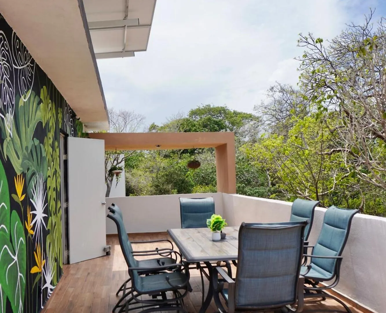 Homestay Relaxing Comfortable Jungle View Eklum Villa Rivera Maya Puerto Morelos Pool Ac Gym Gated Community Mexico